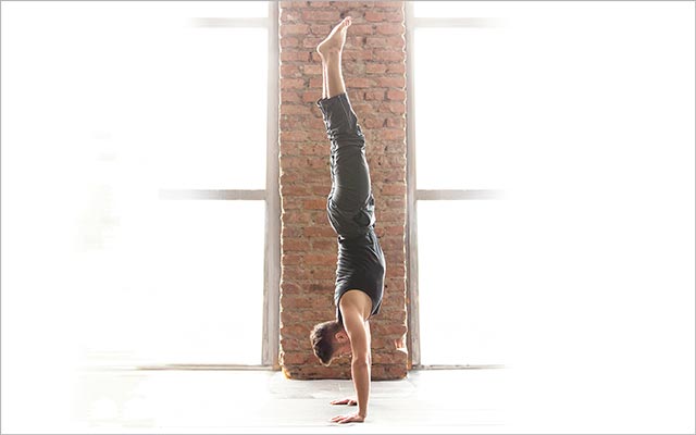 Can ANYONE learn how to HANDSTAND?